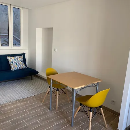 Nimes, 6 Rue Nationale Apartment
