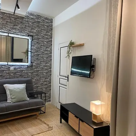 Apartment Nimes, 6 Rue Nationale Nimes