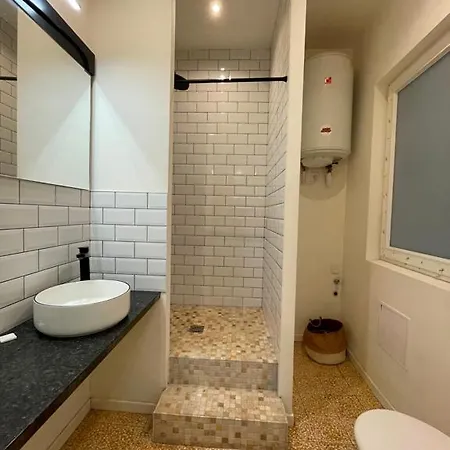 דירה Nimes, 6 Rue Nationale *